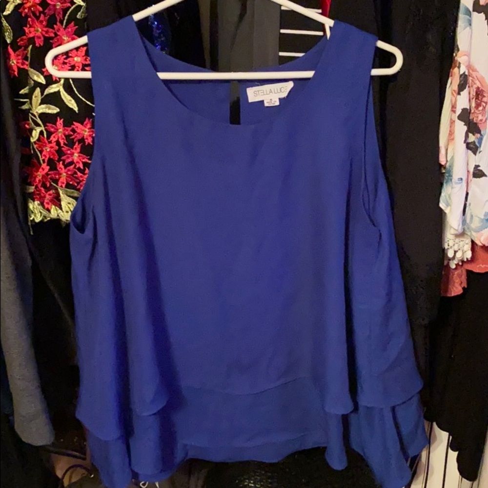 blue blouse